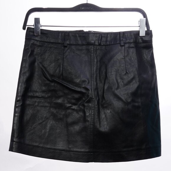 Forever21 - Faux black leather zip-up mini Skirt Size Medium - Picture 2 of 2